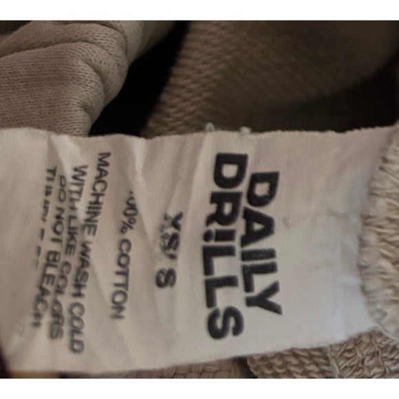 Daily Drills Sz XS/S Dove Grey Sweatpants Joggers 100% Cotton
Elastic Waist - Picture 5 of 9